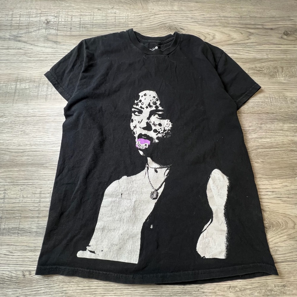 Olivia Rodrigo Sour Graphic T-Shirt Unisex Medium Black Tour Merch‎ Short Sleeve